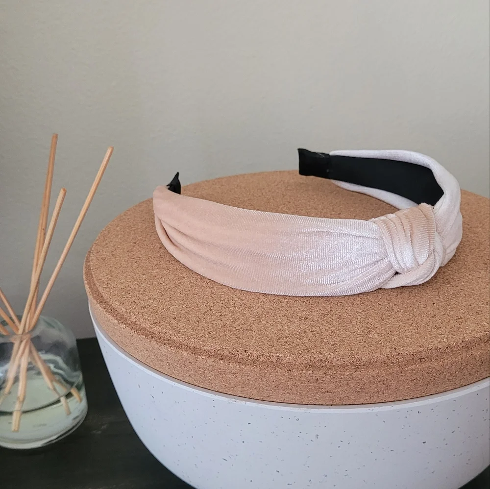 Champagne velvet wrapped knotted headband